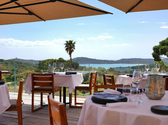 Diner dexception a lhotel Les Regalia Laurent Perrier