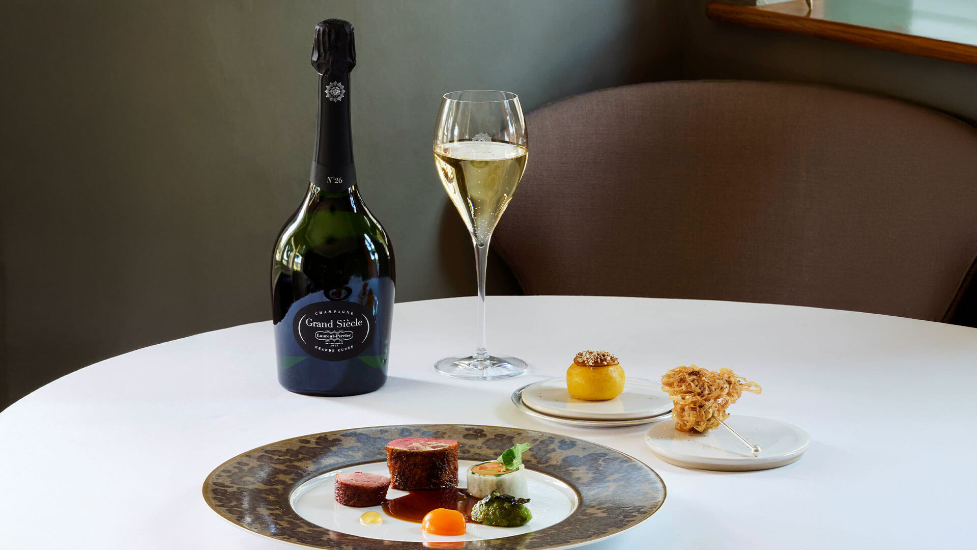 FT Weekend and Grand Siecle Experience Menus 2025 cover