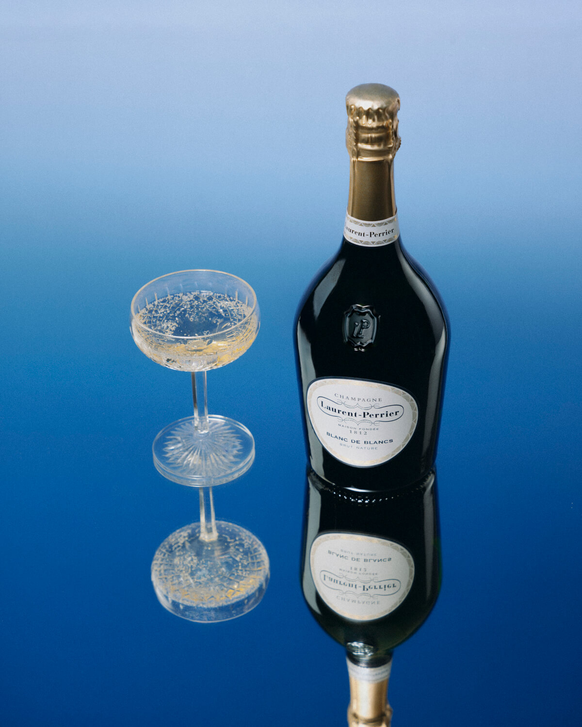 Laurent perrier champagne blanc de blancs verres