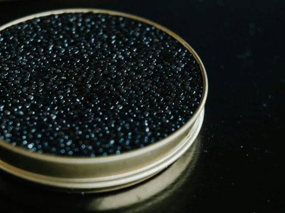 ¿Qué vino beber con caviar?