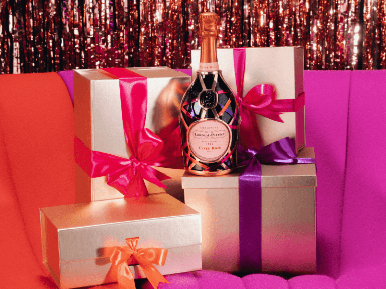 Come confezionare una bottiglia di champagne?