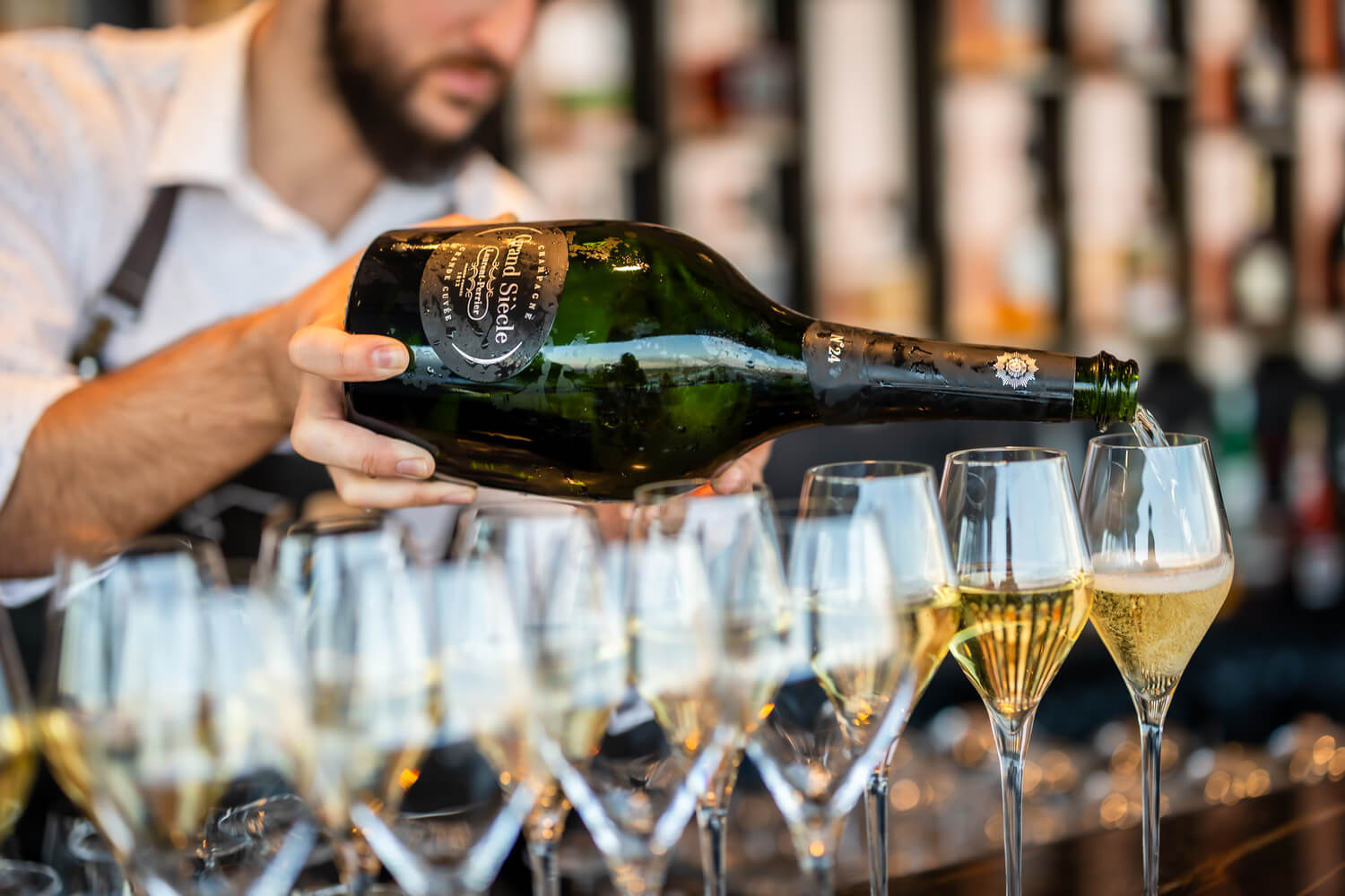 Laurent Perrier Grand Siecle No24 Magnum barman